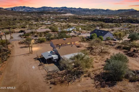 32544 S Lisa Dr, Black Canyon City, AZ 85324