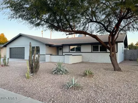 2112 E Fremont Dr, Tempe, AZ 85282