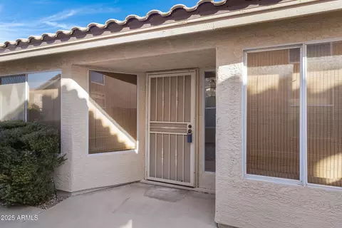 Exterior - 415 E Glenhaven Dr, Phoenix, AZ 85048 photo 2 of 6