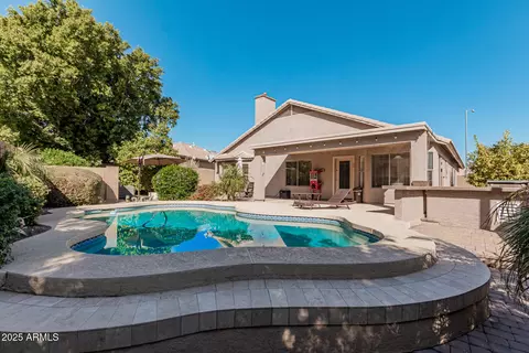 12701 W Avalon Dr, Avondale, AZ 85392
