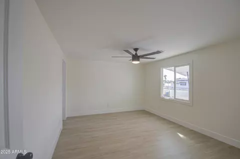 Living - 2657 W Superstition Blvd, Apache Junction, AZ 85120 photo 4 of 4