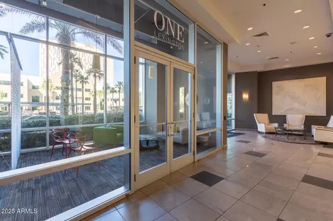 Exterior - 1 E Lexington Ave #1507, Phoenix, AZ 85012 photo 2 of 11