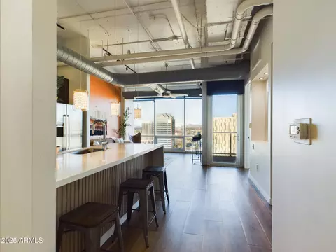 Kitchen - 1 E Lexington Ave #1507, Phoenix, AZ 85012 photo 2 of 8