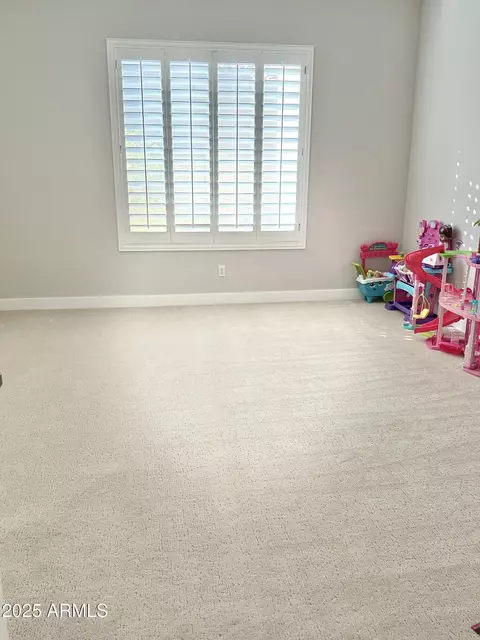 3957 Expedition Way, Phoenix, AZ 85050 photo 17
