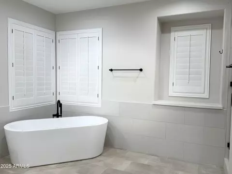 3957 Expedition Way, Phoenix, AZ 85050 photo 23