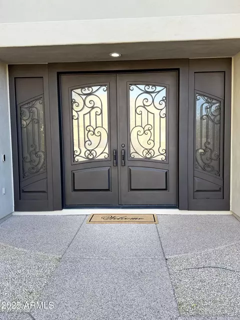 3957 Expedition Way, Phoenix, AZ 85050 photo 3