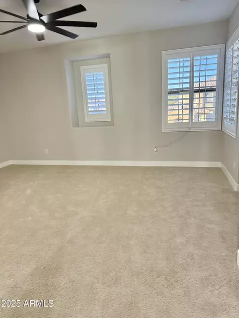 3957 Expedition Way, Phoenix, AZ 85050 photo 37