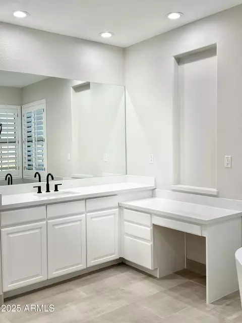 3957 Expedition Way, Phoenix, AZ 85050 photo 27