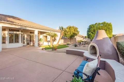 Exterior - 4811 E Patrick Ln, Phoenix, AZ 85054 photo 8 of 22