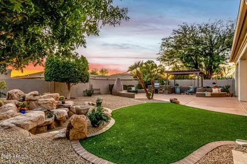 Exterior - 4811 E Patrick Ln, Phoenix, AZ 85054 photo 3 of 22