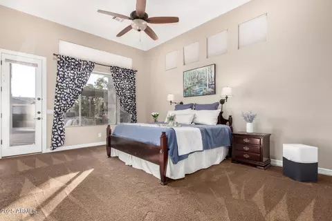 Bedroom - 4811 E Patrick Ln, Phoenix, AZ 85054 photo 1 of 6