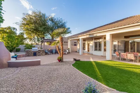 Exterior - 4811 E Patrick Ln, Phoenix, AZ 85054 photo 10 of 22
