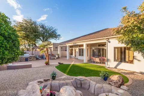 Exterior - 4811 E Patrick Ln, Phoenix, AZ 85054 photo 9 of 22