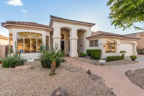 Exterior - 4811 E Patrick Ln, Phoenix, AZ 85054 photo 21 of 22