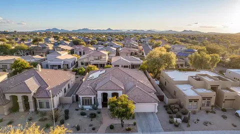 View/Area - 4811 E Patrick Ln, Phoenix, AZ 85054 photo 2 of 6
