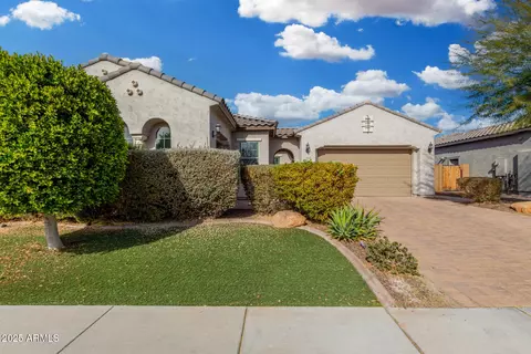 9438 W Weeping Willow Rd, Peoria, AZ 85383