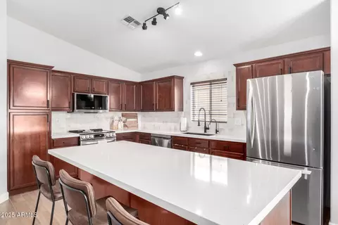 1357 E Bradstock Way, San Tan Valley, AZ 85140