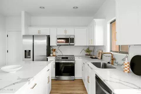 3034 E Kings Ave, Phoenix, AZ 85032 photo 11