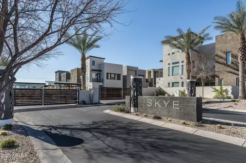 6924 E Lyra Dr, Scottsdale, AZ 85257