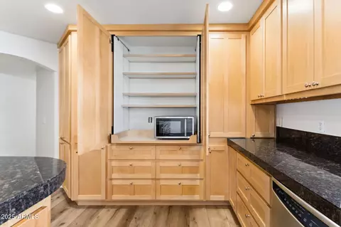 Kitchen - 3312 E Flower St, Phoenix, AZ 85018 photo 4 of 4