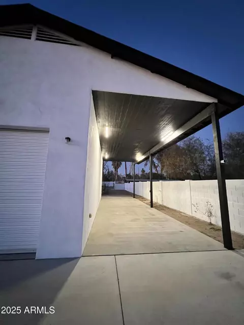 Exterior - 3312 E Flower St, Phoenix, AZ 85018 photo 8 of 12