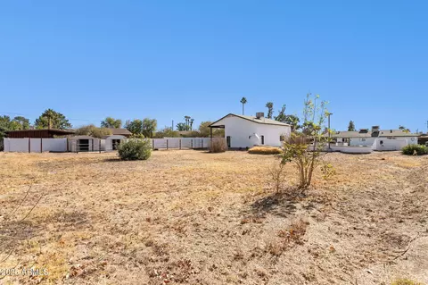 Exterior - 3312 E Flower St, Phoenix, AZ 85018 photo 4 of 12