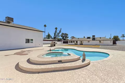Exterior - 3312 E Flower St, Phoenix, AZ 85018 photo 11 of 12