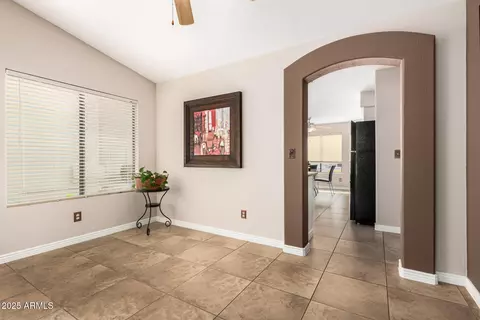 750 E Rosemonte Dr, Phoenix, AZ 85024 photo 8