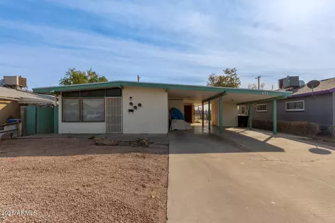 633 W 1st St, Mesa, AZ 85201