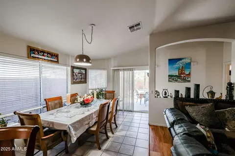2711 E Campo Bello Dr, Phoenix, AZ 85032 photo 11