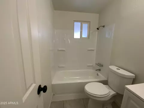Bath - 3748 W Mobile Ln, Phoenix, AZ 85041 photo 1 of 3