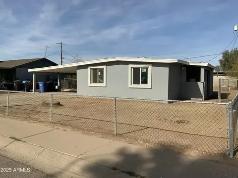 Exterior - 3748 W Mobile Ln, Phoenix, AZ 85041 photo 1 of 6