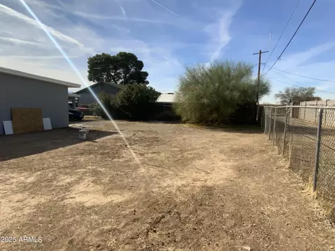 Exterior - 3748 W Mobile Ln, Phoenix, AZ 85041 photo 5 of 6