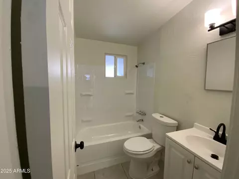 Bath - 3748 W Mobile Ln, Phoenix, AZ 85041 photo 3 of 3