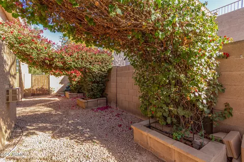 4221 E Carriage Way, Gilbert, AZ 85297 photo 30
