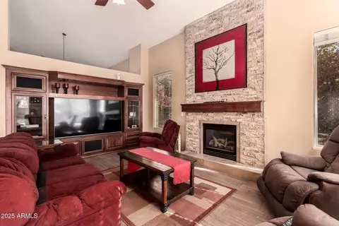 4221 E Carriage Way, Gilbert, AZ 85297 photo 7