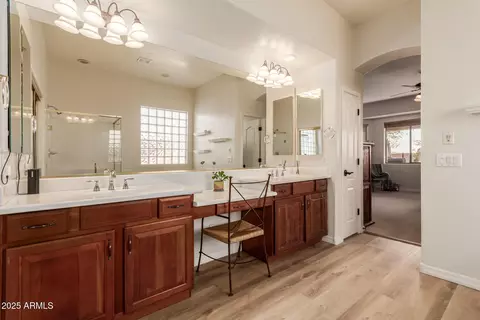 4221 E Carriage Way, Gilbert, AZ 85297 photo 16