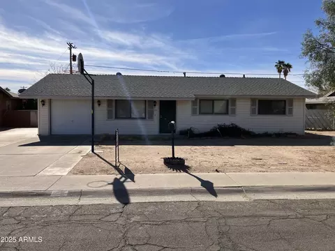 731 E Manor Dr, Casa Grande, AZ 85122