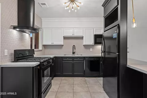 811 W Whitton Ave, Phoenix, AZ 85013 photo 9