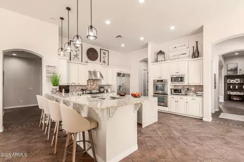 3412 E Indigo Cir, Mesa, AZ 85213