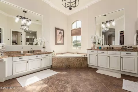 Bath - 3412 E Indigo Cir, Mesa, AZ 85213 photo 2 of 8