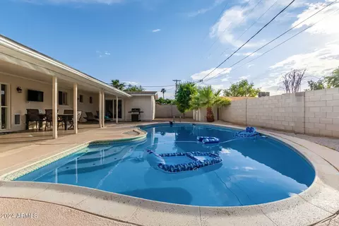 466 E 10th Pl, Mesa, AZ 85203