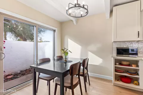 530 E Calavar Rd, Phoenix, AZ 85022 photo 11