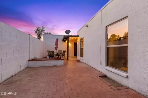 530 E Calavar Rd, Phoenix, AZ 85022 photo 27