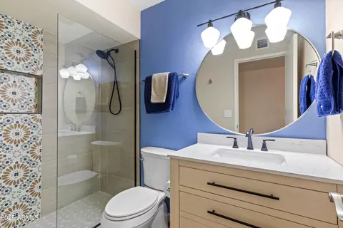 530 E Calavar Rd, Phoenix, AZ 85022 photo 25