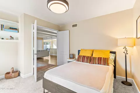 530 E Calavar Rd, Phoenix, AZ 85022 photo 23