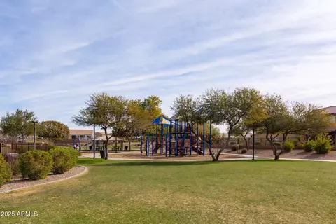 Exterior - 2702 E Saddlebrook Rd, Gilbert, AZ 85298 photo 9 of 13