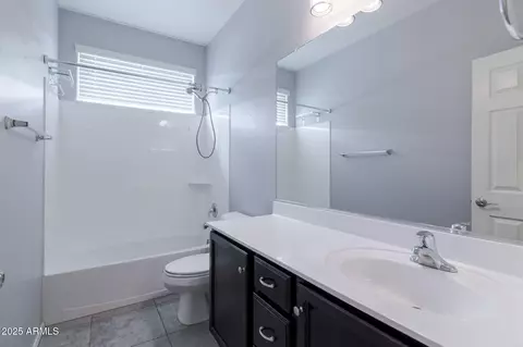 Bath - 2702 E Saddlebrook Rd, Gilbert, AZ 85298 photo 3 of 3