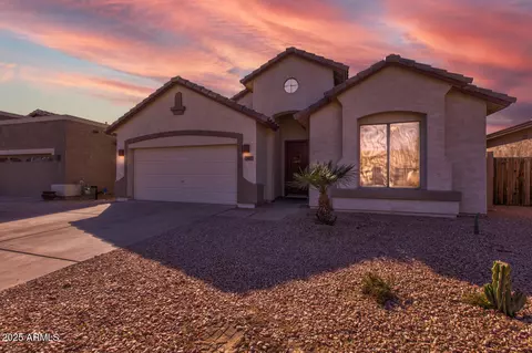 169 E Canary Ct, San Tan Valley, AZ 85143
