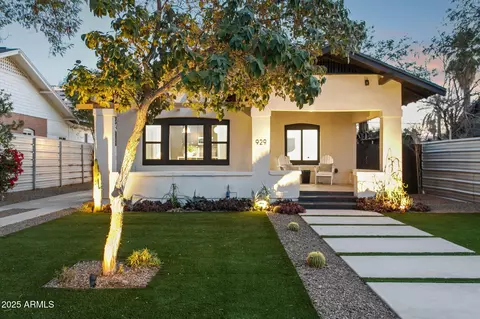929 E Granada Rd, Phoenix, AZ 85006